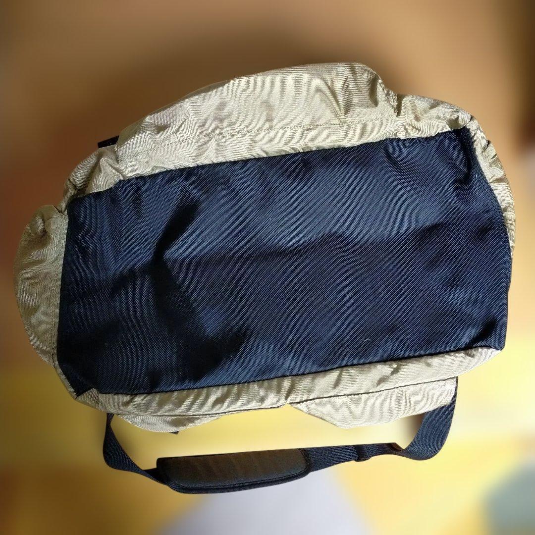 GAP ベージュ ボストンバッグ 耐久性