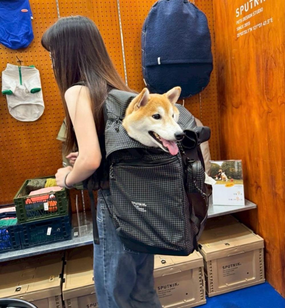 SPUTNIKバックパックキャリー　ブラックチェック