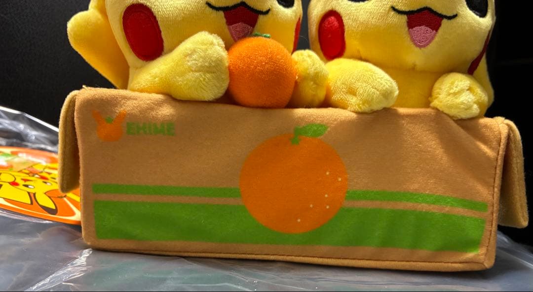 【タグ付き】 ポケモンストア 愛媛 ペアピカチュウ えひめみかん ぬいぐるみ
