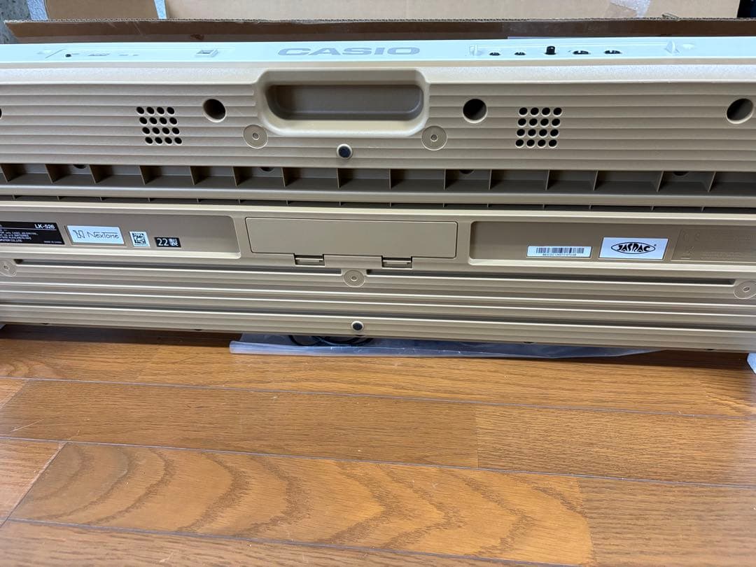 CASIO 電子ピアノ LK-526 2022年製