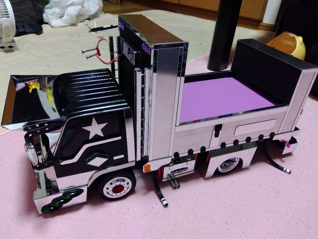 （梨くんさん専用）ムネトラ模型　カクキャンターデコトララジコン