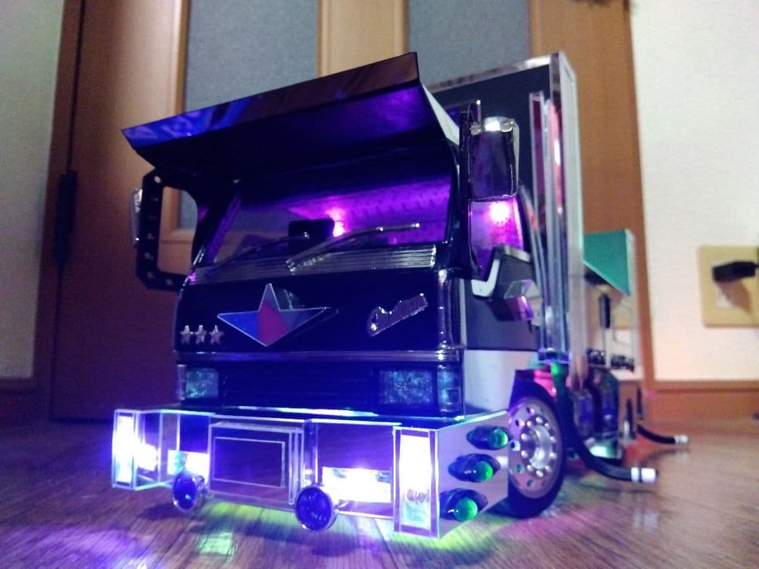 （梨くんさん専用）ムネトラ模型　カクキャンターデコトララジコン