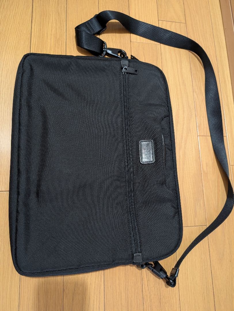 TUMI トゥミ　キャリーケース　2輪　機内持ち込み　拡張　特殊ナイロン　黒