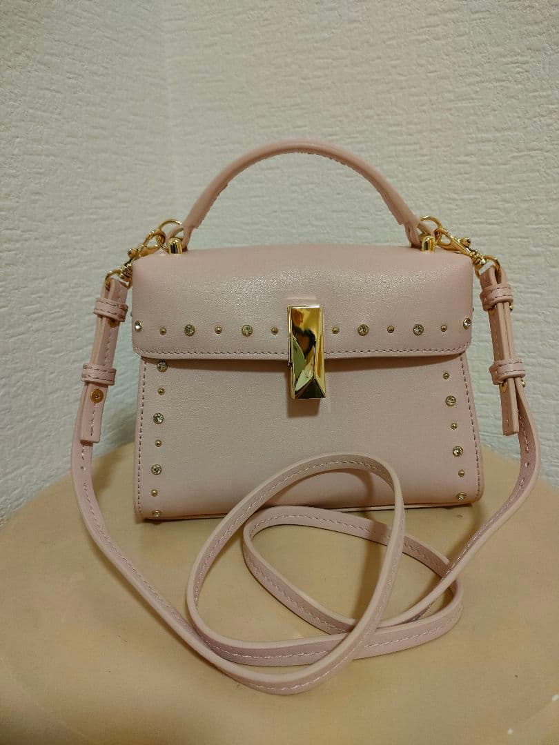 セルフォード　リュタンビジュースタッズポシェット　ピンク