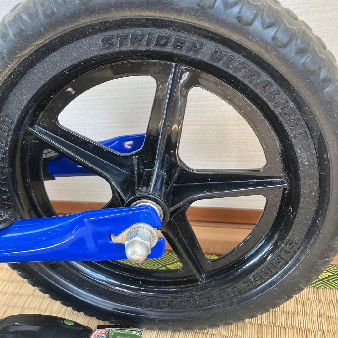 STRIDER 12 バランスバイク 青