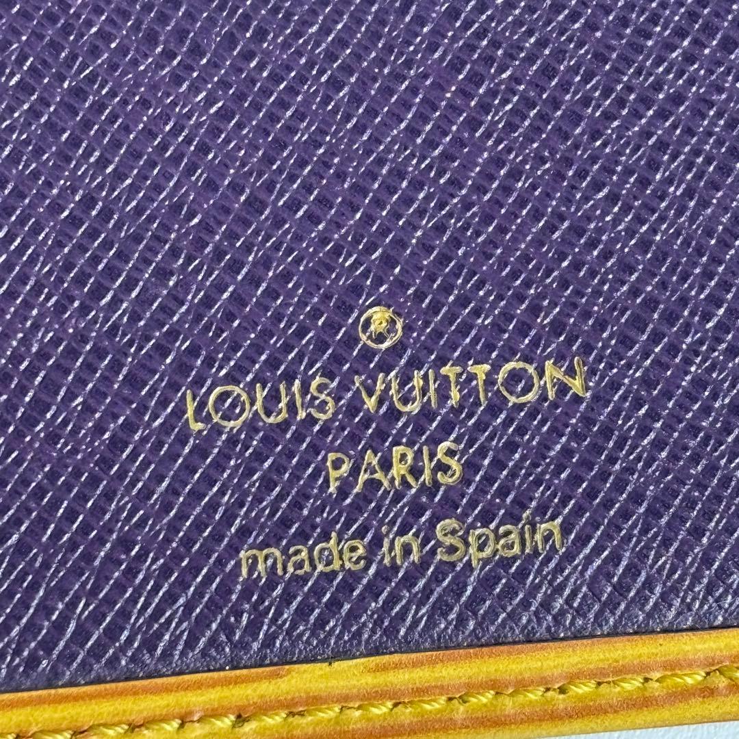 ルイヴィトン エピ ポルトカルトクレディエン 二つ折り長財布　M63219