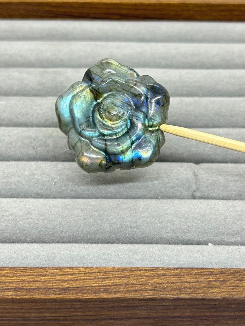 天然石ラブラドライトパーツ　薔薇　No.2242