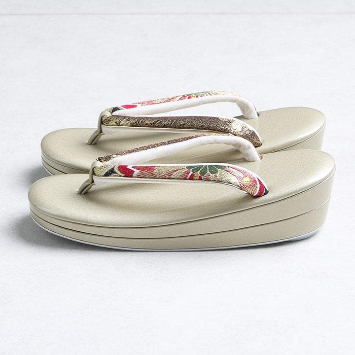 【新品】振袖用 草履バッグセット　古典柄　03491N