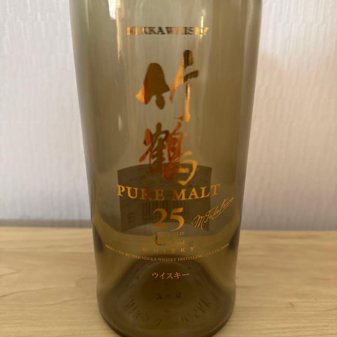 竹鶴25年　空瓶　未洗浄　ダンボール付き　1本