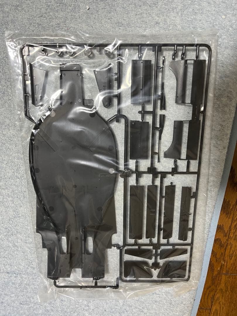 タミヤ　フェラーリ 641/2 (F190) 1/12スケール　未組み立て品