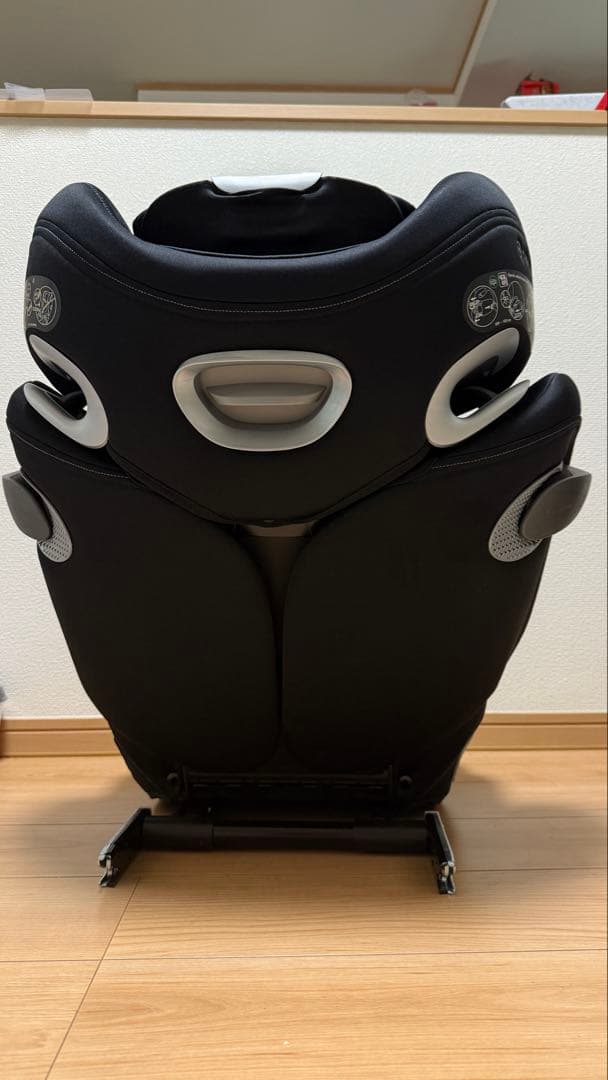 超美品 cybex サイベックス ジュニアシート SOLUTION Ti-FIX