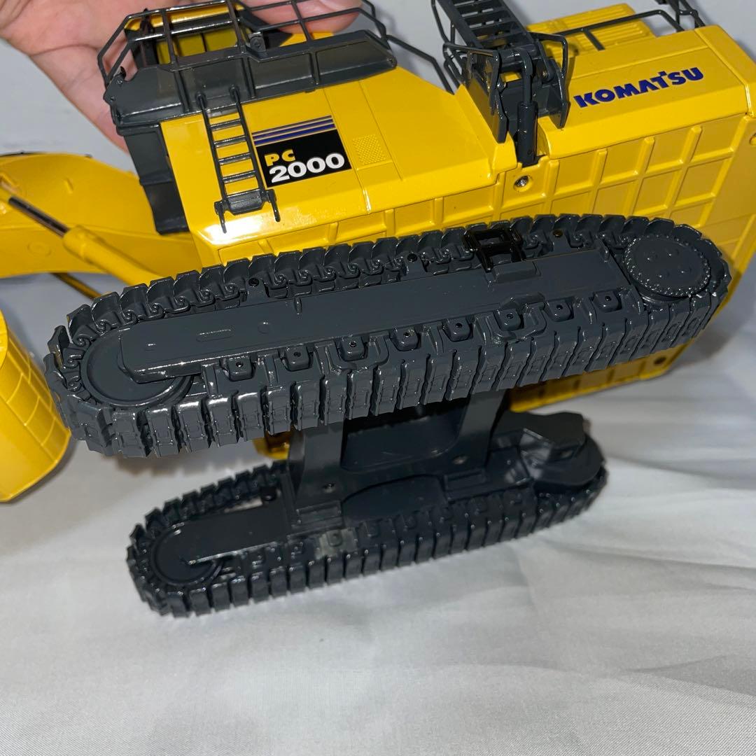 【現状品】コマツ建機　PC2000-8 バケット仕様　1/50