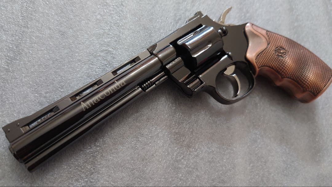 1:2サイズ　ミニチュアガン　コルト　アナコンダ　　ミリタリー