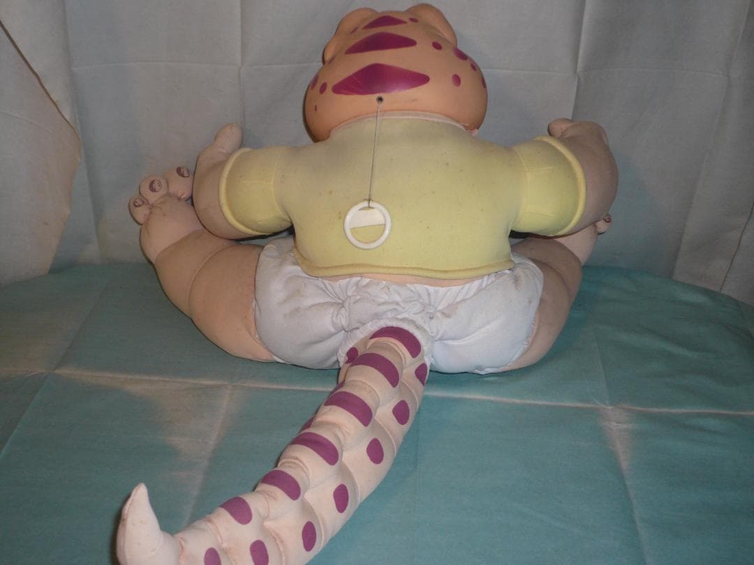 HASBRO ハズブロ 1991 Dinosaurs 恐竜家族 トーキング人形