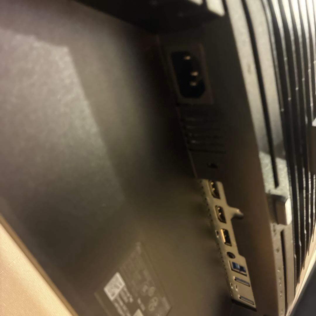 27インチWQHDゲーミングモニター　DELL S2721DGF