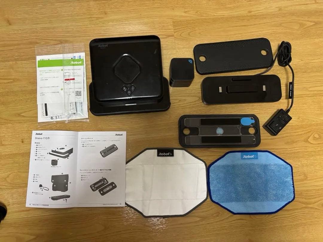 iRobot　床拭きロボット　ブラーバ381j　ブラック　水拭き有り