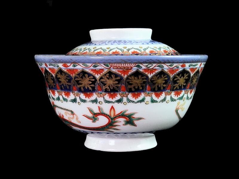 古伊万里　金襴手　瓔珞紋に龍の図　大振蓋茶碗　文政6年　D821AS-CIt