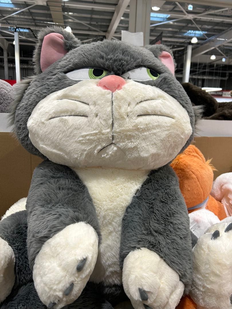 ルシファー　コストコ　特大ぬいぐるみ