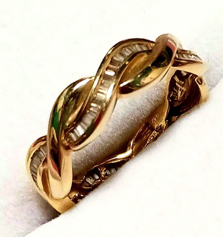 金K18 ツイストデザイン、ダイヤ入りフルエタ二テ－リング２０号、約５g位！