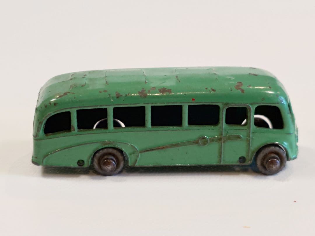 ミニカー MATCHBOX No.21 a Bedford Coach 1st