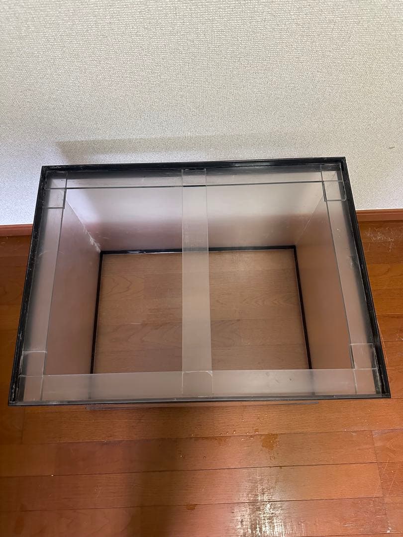 中古　60x45x45 アクリル水槽