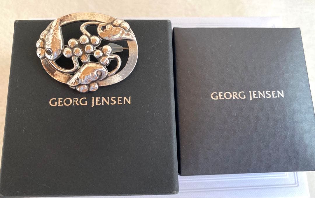 極美品 101 ムーンライト・グレープ SV925ブローチ