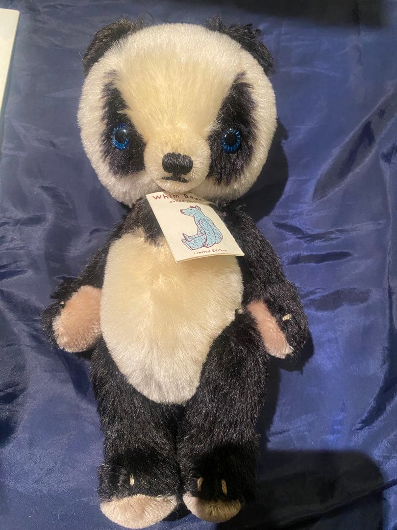 作家　アーティスト　テディベア　whim bear