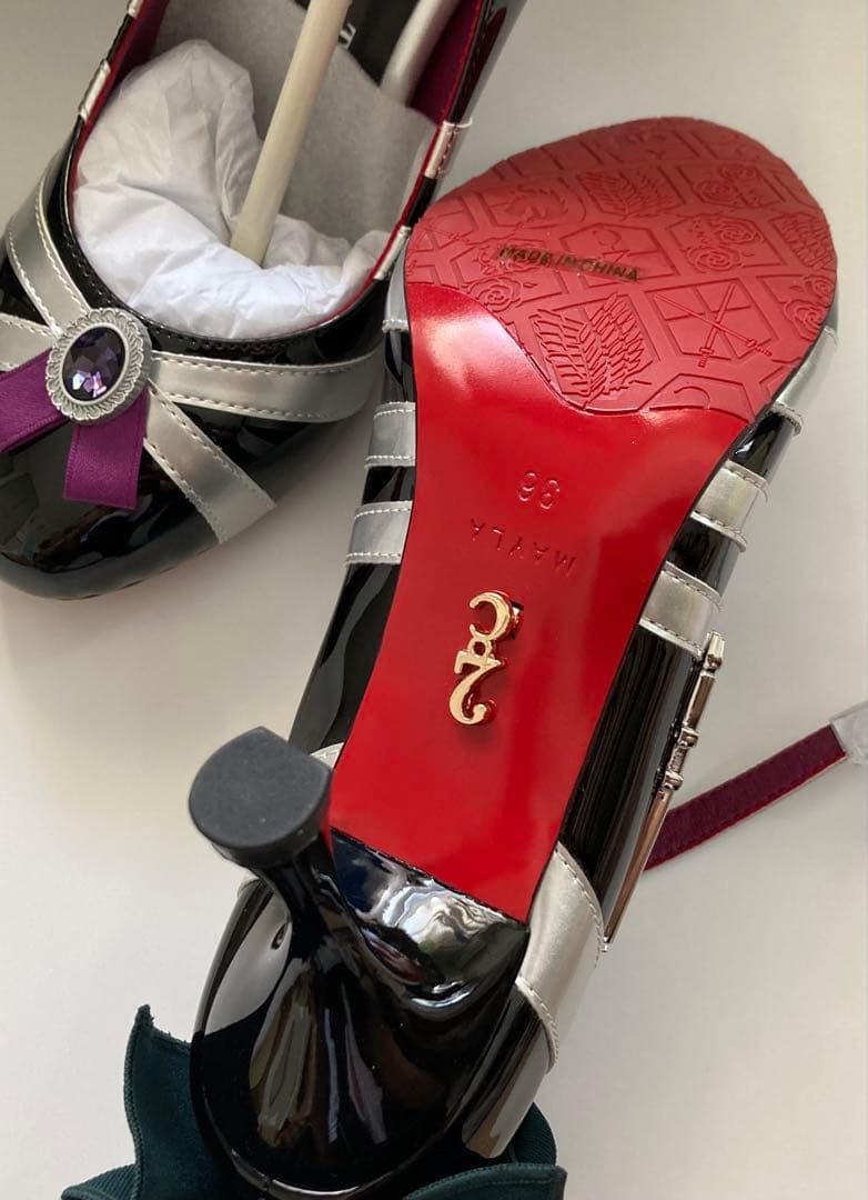 MAYLA MAYLA 進撃の巨人 アイコニックシューズ ハンジ　36サイズ