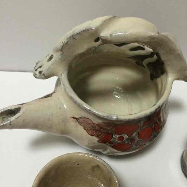 水差しと湯呑み