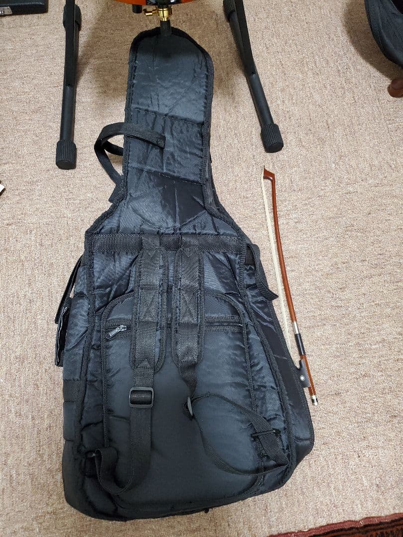 分数チェロ 1/8 2019年　弓、ケース付き