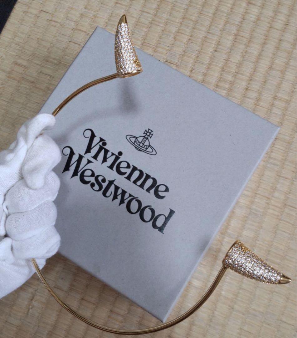 セール中！訳ありお得　ディアマンテホーンティアラ ゴールド オーブ