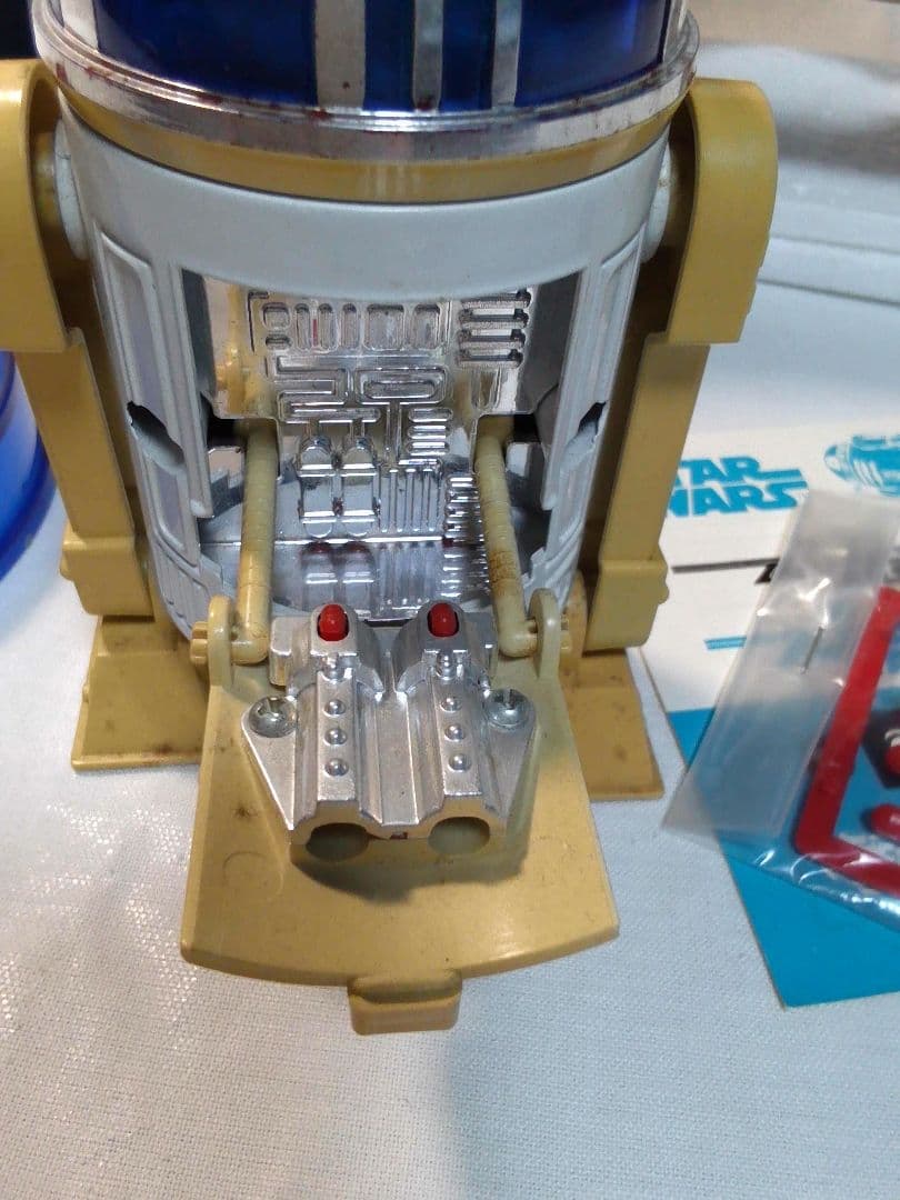 1978 タカラ　ダイカスト　アールツー・ディーツースター・ウォーズ R2-D2
