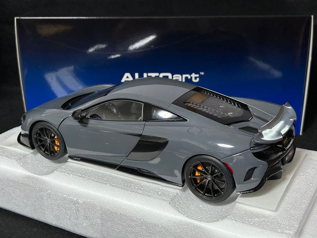 AUTOart マクラーレン 675LT オートアート 1/18 Mclaren
