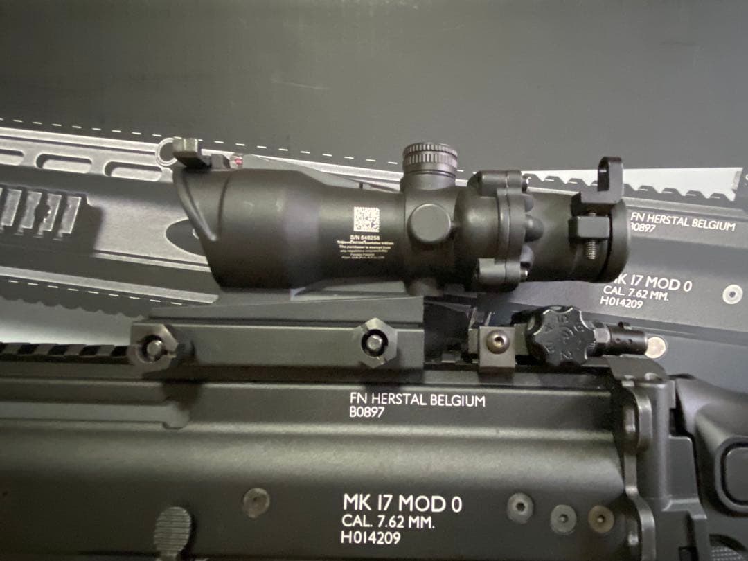 東京マルイ次世代電動ガン　SCARHeavy BLACK予備弾倉等含む❗️