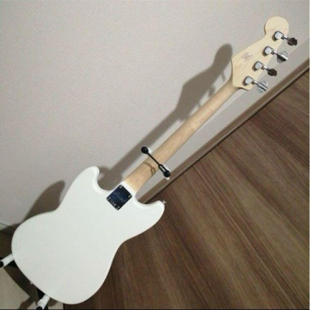 Squier by Fender bronco bass エレキベース ケース付