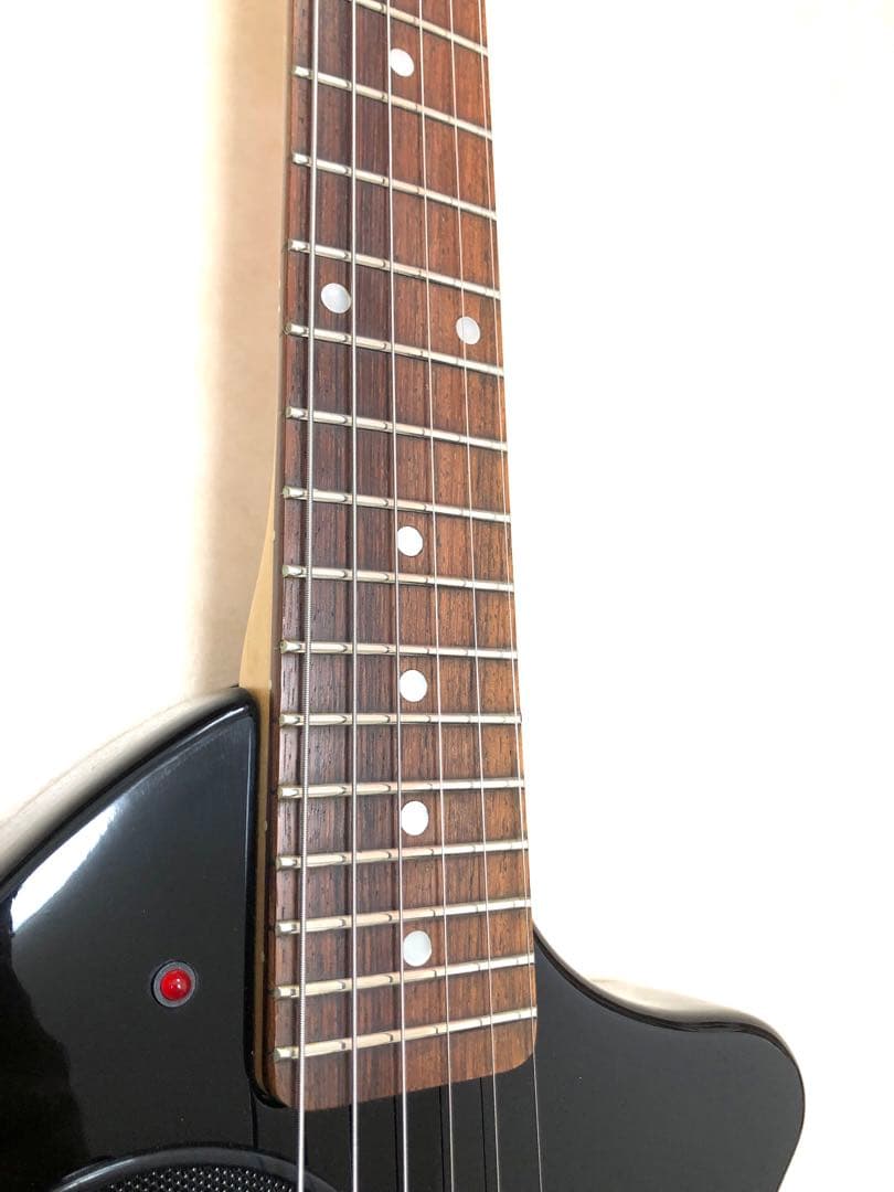 【超美品】ZO-3 ブラック アンプ内蔵ミニギター 専用ケース付 ぞーさん