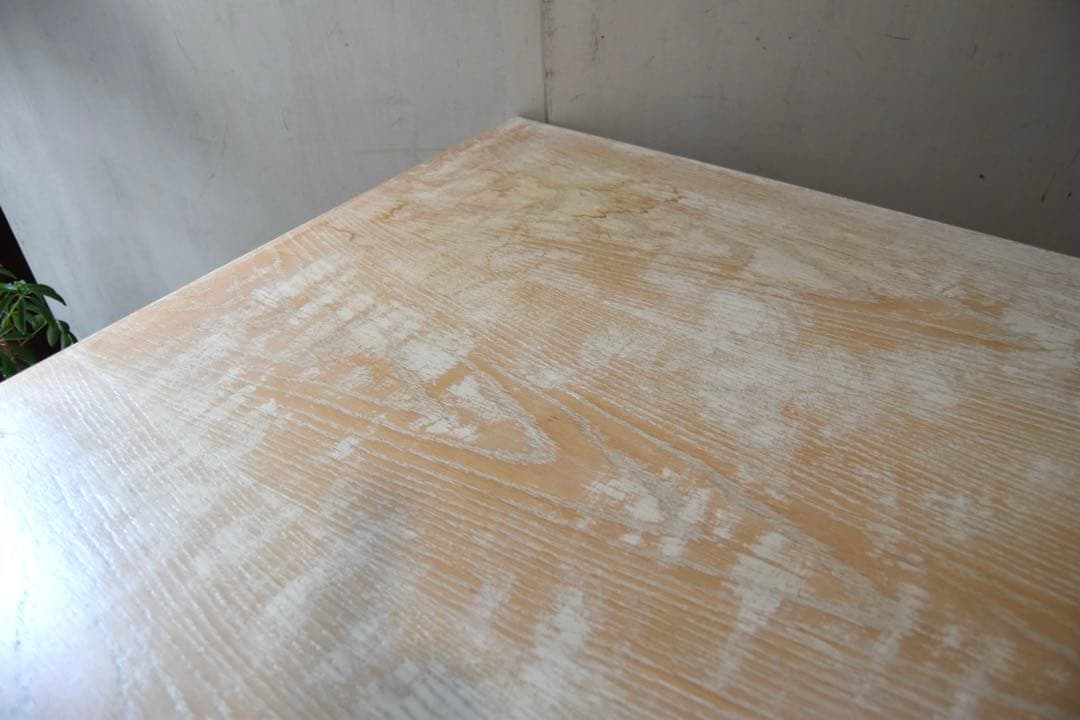 ダイニングテーブル Nora. Ella oak Dining Table