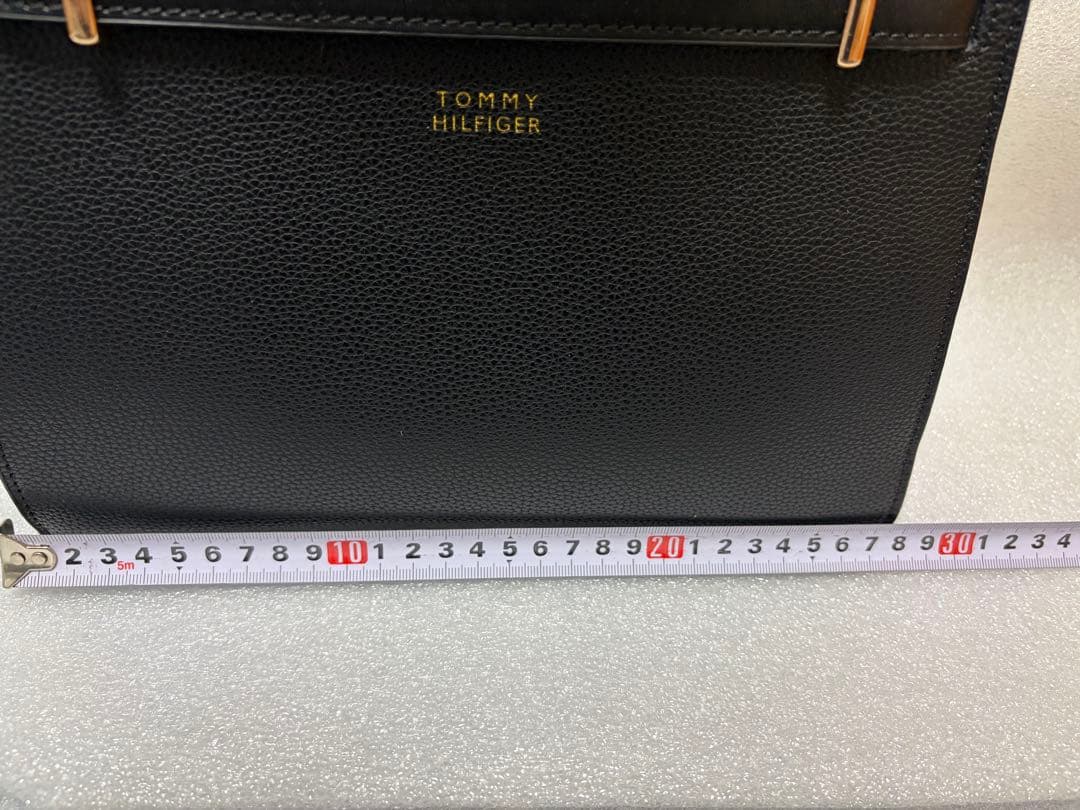 新品未使用品　トミー・ヒルフィガー 黒 レディース　ハンドバッグ