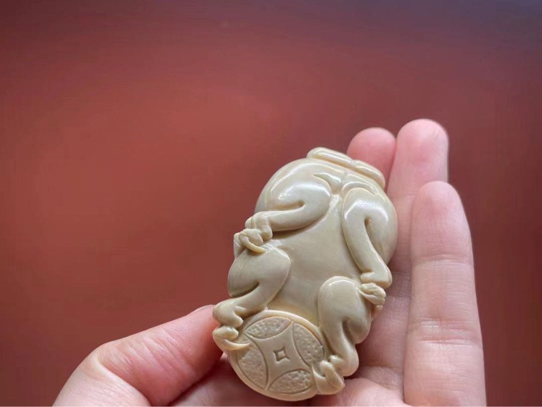 中国　手作り　マンモス牙 貔貅