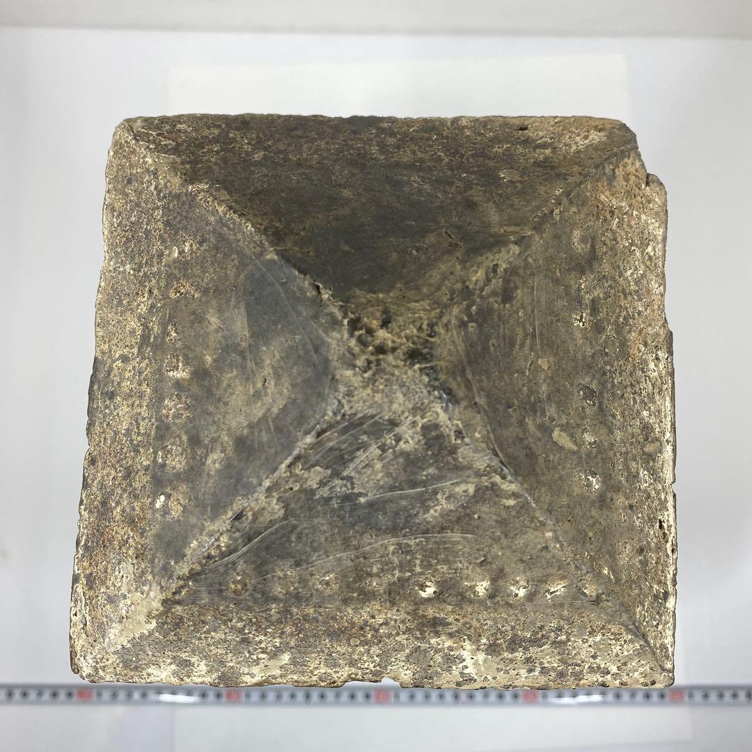 中国漢時代　灰陶加彩方壷　共箱　高さ43㎝　タカサニ　東な7-0301①