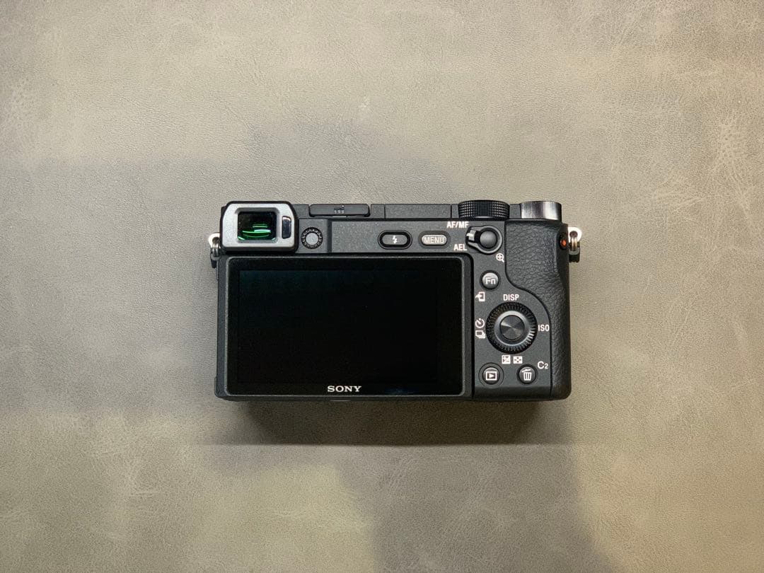 【撮影枚数】1615枚 α6400本体 美品 予備バッテリー SONY