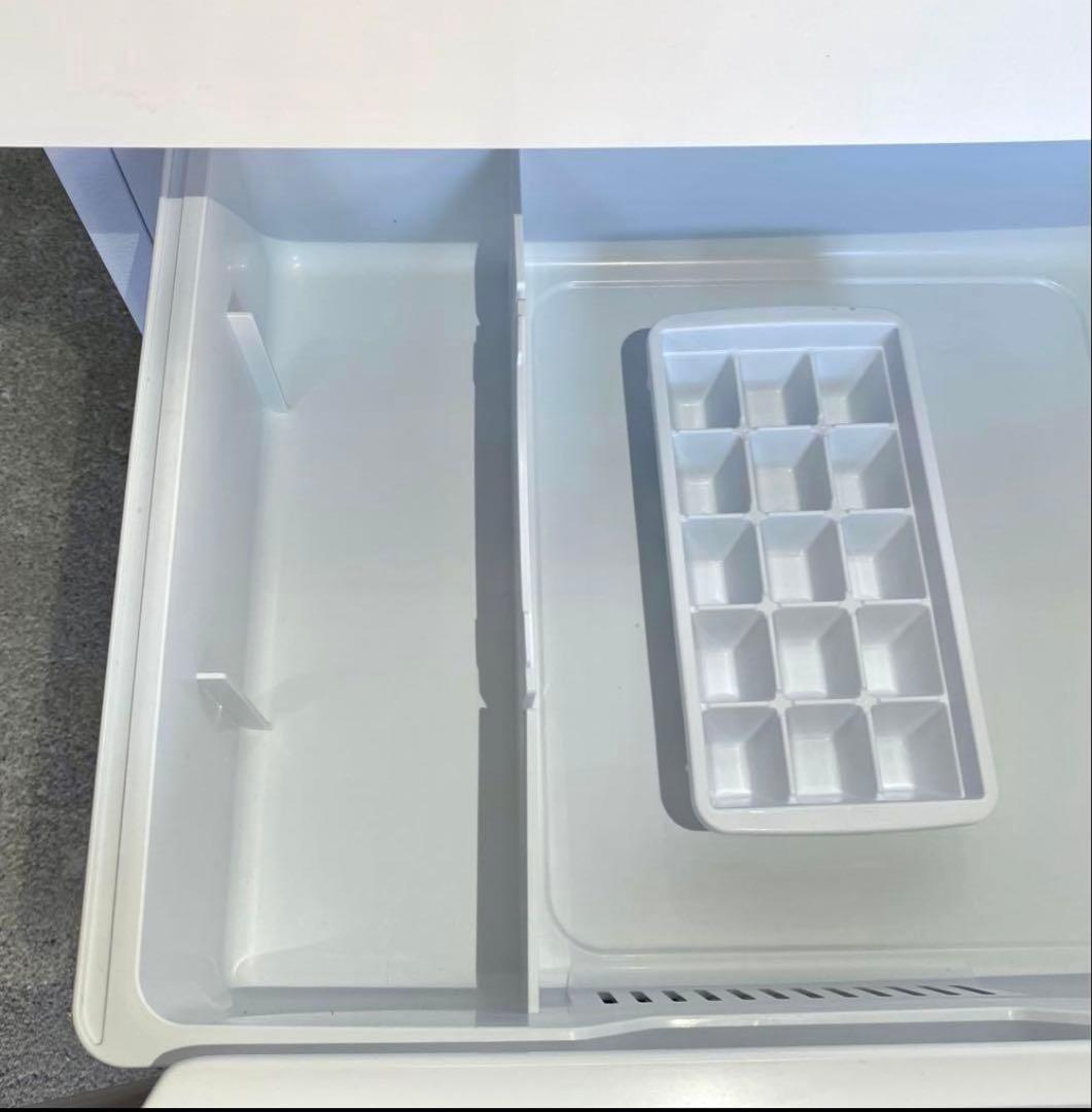 ハイセンス　ノンフロン冷凍冷蔵庫　HR-D1304 2021年製　135L