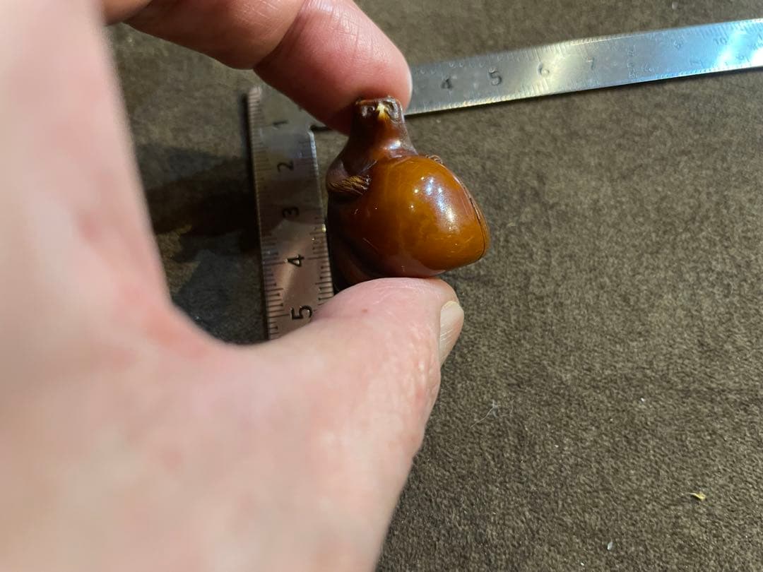 根付 狸 骨 牙等天然素材 銘あり