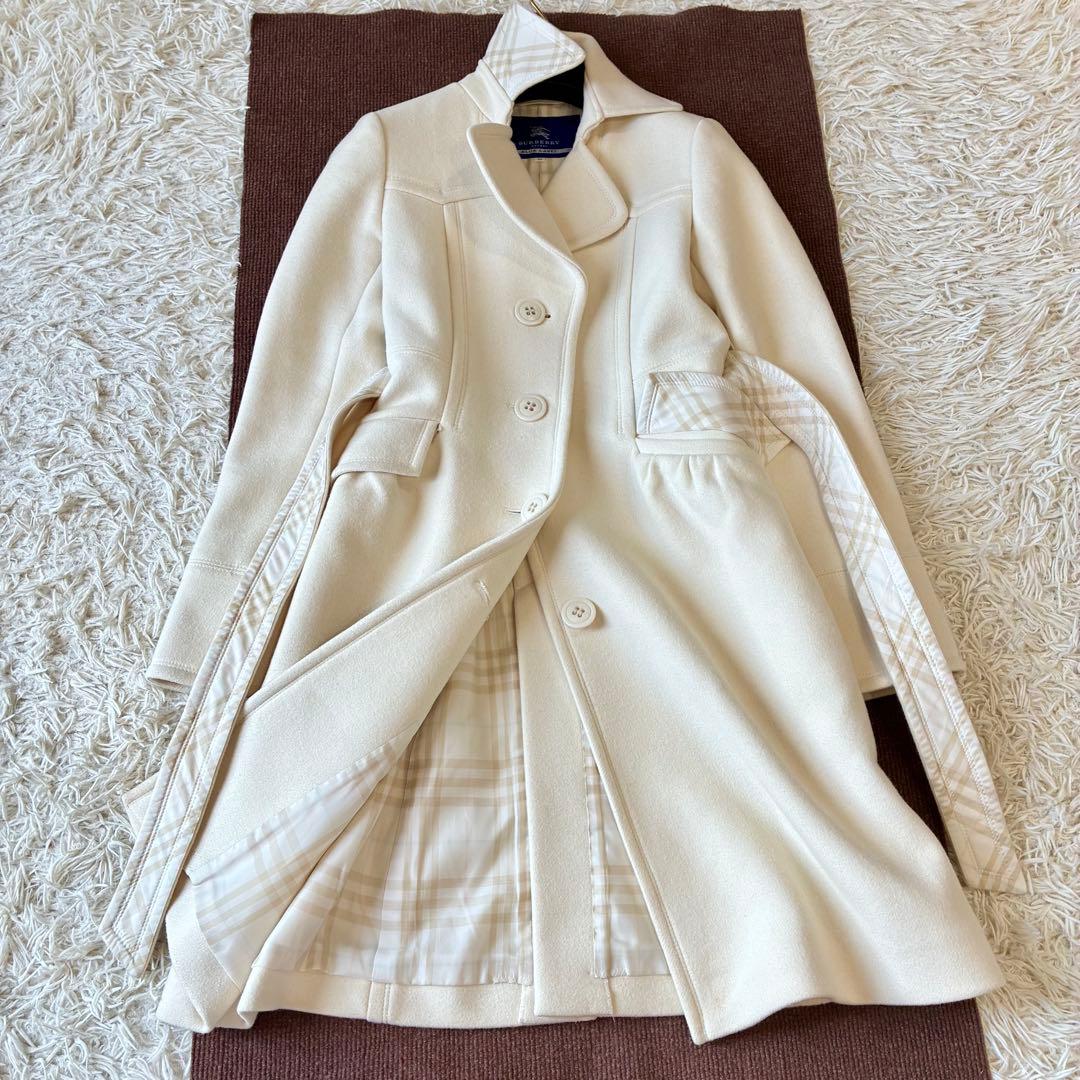バーバリーブルーレーベル アンゴラ混 チェスターコート 裏地チェック ホワイト