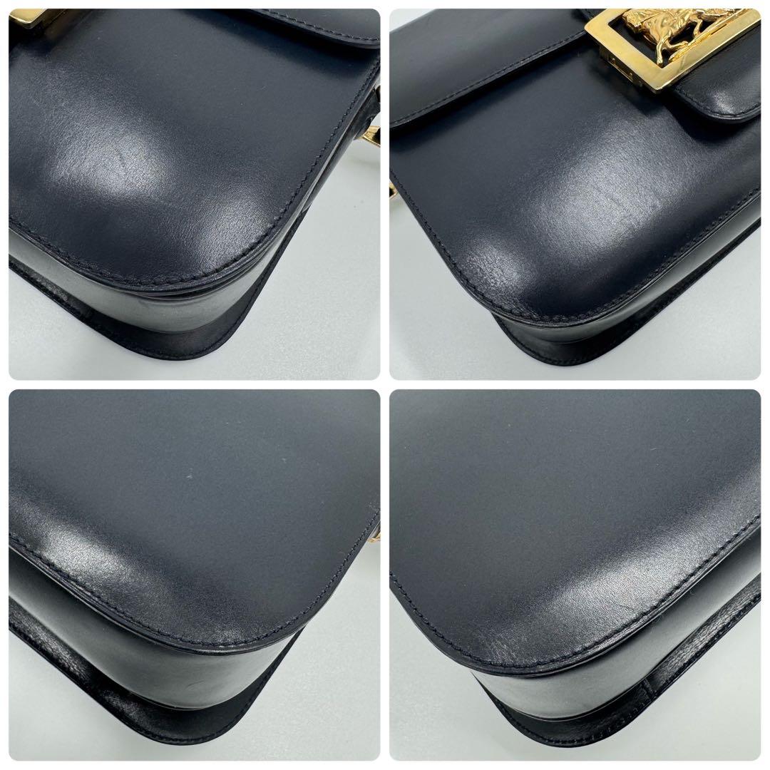 CELINE セリーヌ 馬車金具 カーフ レザー ショルダーバッグ 黒紺