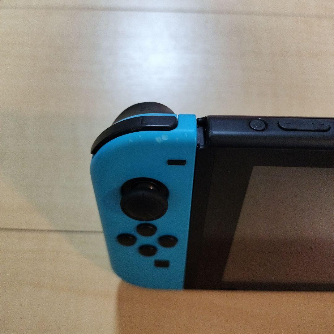 【美品】Nintendo Switch