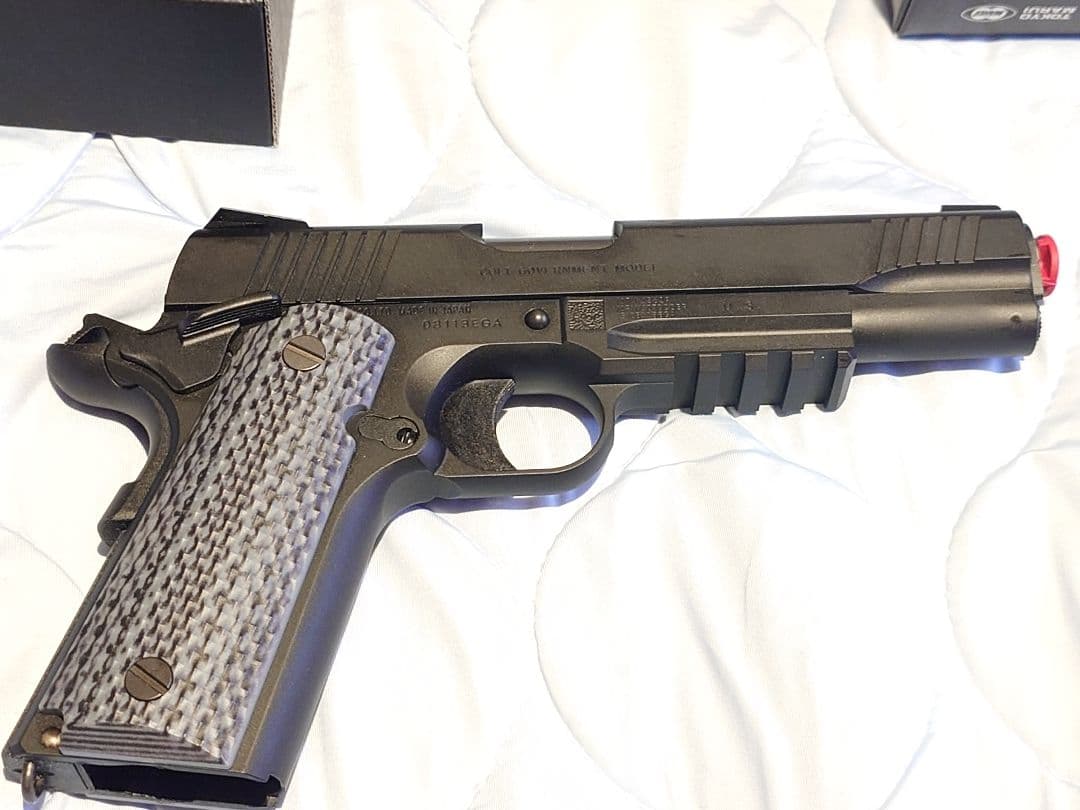 東京マルイM45A1 BLACK ハンドガン CO2カスタム