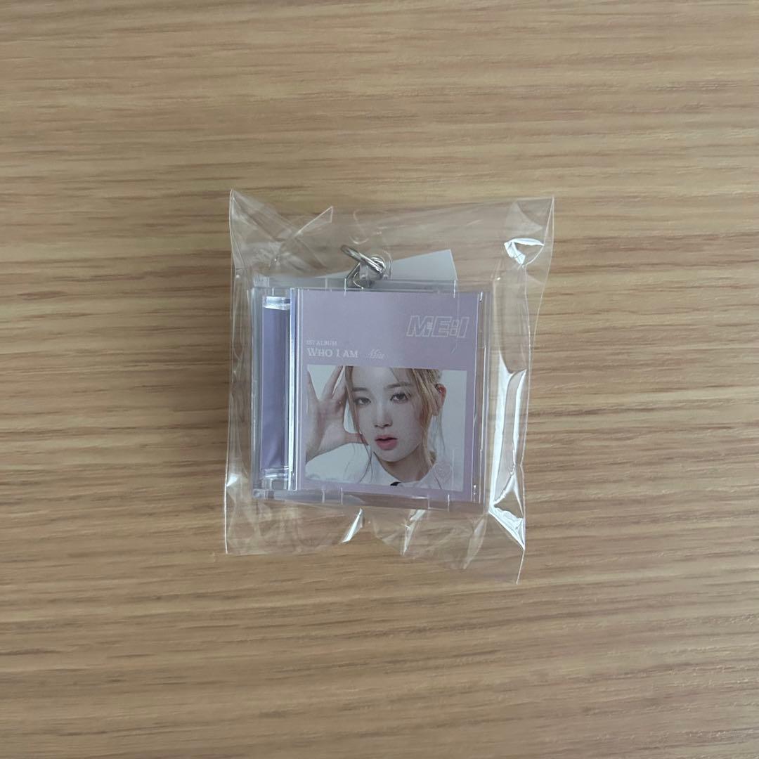 ME:I ミーアイ 櫻井美羽 WHO I AM C賞 CD風アクリルチャーム