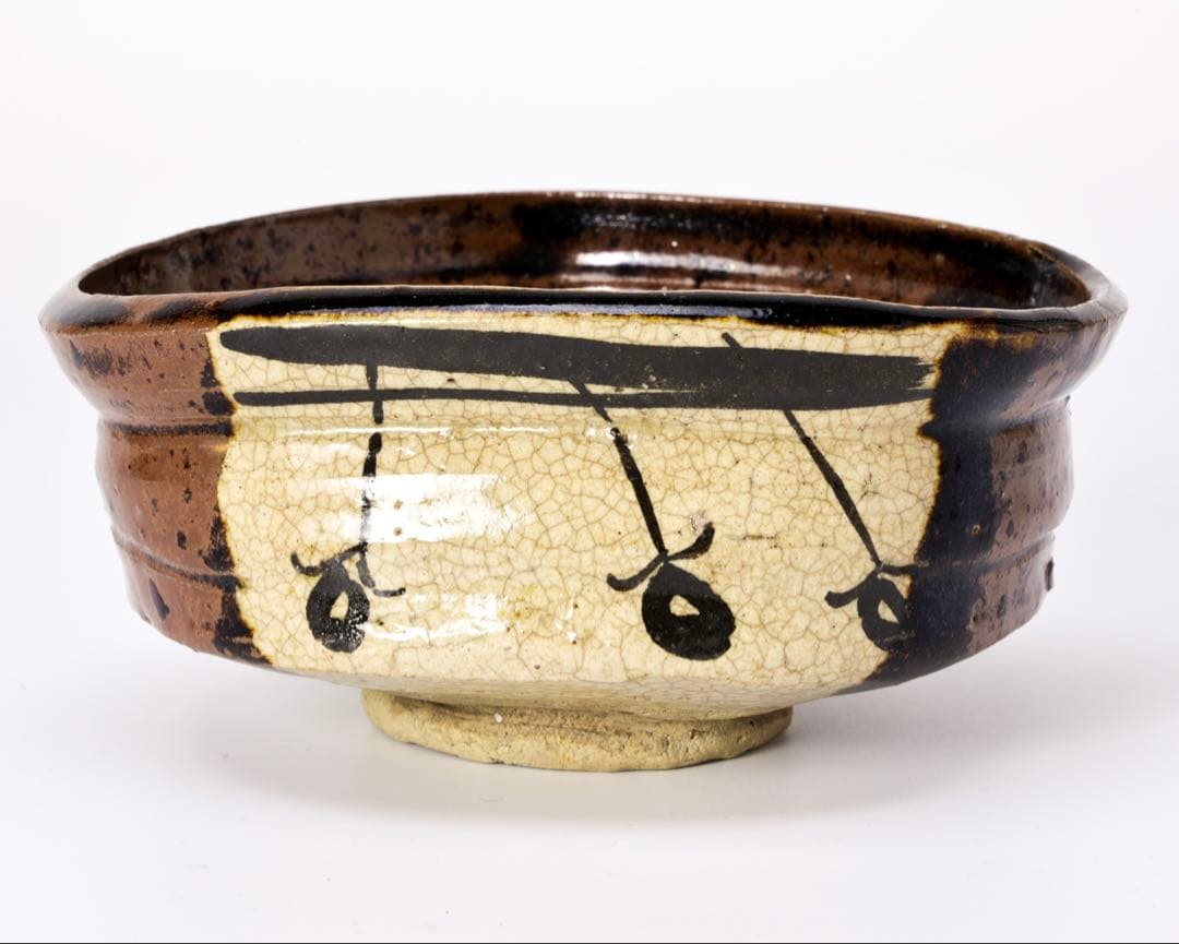 古織部 干柿紋沓形茶碗 木箱付 茶道具 抹茶碗 美濃焼 織部焼 骨董品 古美術品