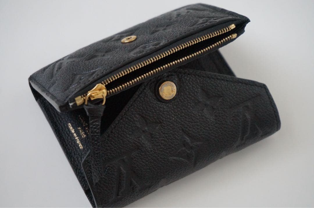 ルイヴィトン モノグラム アンプラント 三つ折り財布 ブラック